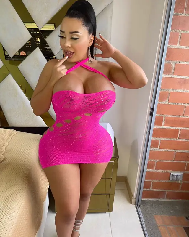 Valentiina Perez OnlyFans
